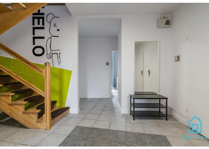 Pluto - 15 Min To Old Town *